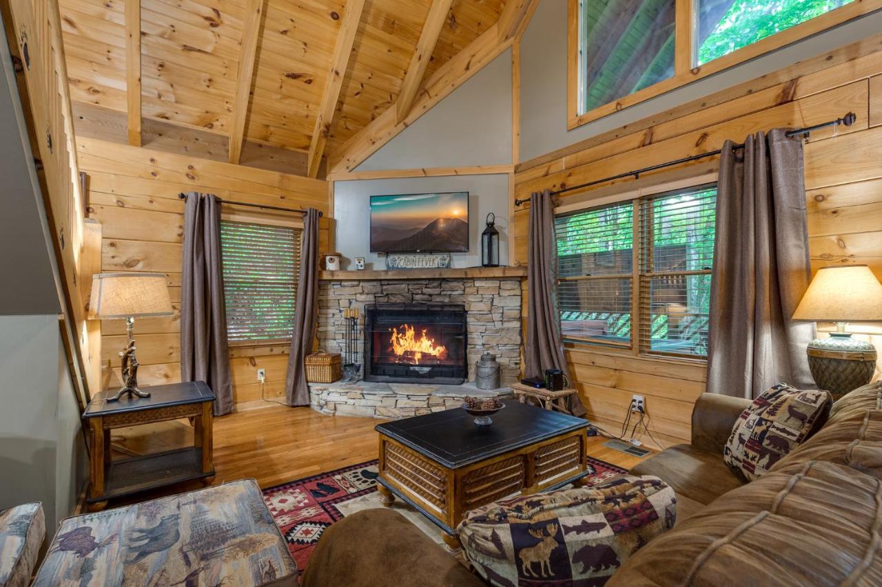 Above Ole Smokys Clouds Villa Gatlinburg Bagian luar foto